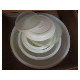 2 Drawers of Tupperware and other k...