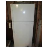 Nice clean Hotpoint refrigerator...