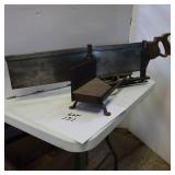 Quality vintage MITRE with DISSTON PHILA SAW