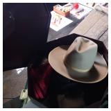 BEAUTIFUL High Quality Western hat /w case.