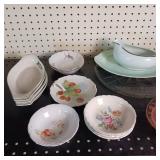 19 PC VINTAGE GLASS + CERAMIC KITCHEN WARE