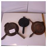 LOT OF 3 VINTAGE CAST IRON WAFFLE MAKERS ** GRISWOLD ** STOVER ** CRESCENT