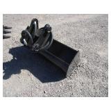 Future 3ton Excavator 32" Tilting Bucket