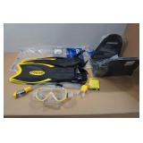 Cressi Adult Rondine Palau Fin Snorkel Set - Fin Size XS/S