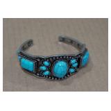 Navajo Style Turquoise Stone Bracelet