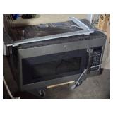 GE Over-the-Range Microwave Oven, Model JVM7195EK3ES