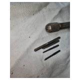 Push Screwdriver with Small Interchangeable Phillips Tips