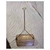 Vintage Lake Lillian Farmers Elevator Co. Metal Dust Pan with Handle