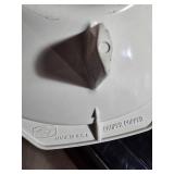 Hamilton Beach Microwave, Stand and Accessories Bundle