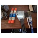 Wet & Dry Auto Vacuum with Grip Wrench and 3-Light Fixture, Wood Putty and Old Stain