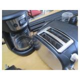 Coffeemaker, chopper, toaster, blen...