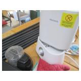 Coffeemaker, chopper, toaster, blen...