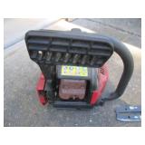 Homelite gas powered chainsaw (has ...