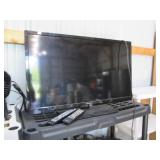 Westinghouse 32" Flat screen TV wit...