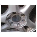 6-lug GM ALUMINUM rim with Dunlop 2...