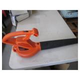 Black and Decker electric leaf blow...