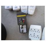 Large lot of hydroponic growing sta...