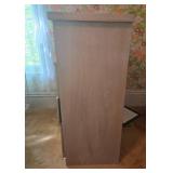 4-Drawer Wooden Chest of Drawers with Brass Pulls