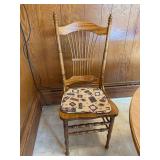 Oak Dining Table with Spindle Back Chairs Set