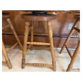 Set of 3 Oak Swivel Dining Chairs with Ornate Backrests