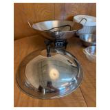 Kitchenware Set with Farberware Electric Skillet, Salad Spinner, and Bowls