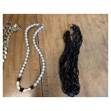 VTG Collection of 6 Assorted Stylish Necklaces