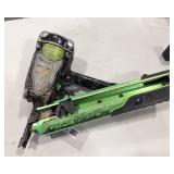 Hitachi NR90AD Clip Head Pneumatic Framing Nailer