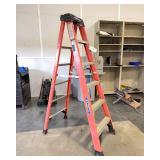 Fiberglass Step Ladder 6 Ft