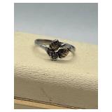 Sterling Silver Ring with Leaf Design