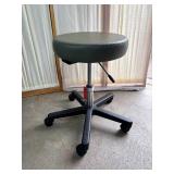 Midmark Ritter Mobile Roller Height Adjustable Salon Tattoo Dental Stool Chair – Smooth Mobility, Comfortable, Durable, And Easy To Adjust – Great Condition!