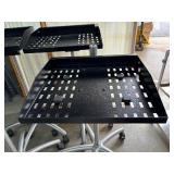 MSRP $1600 Lot of 4 Global Industrial Height Adjustable Inventory Trolly Tray Instrument Equipment Tool Mobile Roller Hair Salon Stands - In Great Condition!
