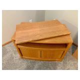 TV Stand with Swivel Top