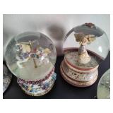Lot of Assorted Snowglobes