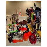 Huge Lot of Kitchen Utensils +