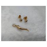 14K Tooth Shaped Pendant & Stud Earrings