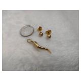 14K Tooth Shaped Pendant & Stud Earrings