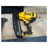 DEWALT DCN920 Cordless Plastic Collated Framing Nailer, DCN660 Cordless 16 Gauge Finish Nailer with Bag (Tool Only)