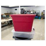 Brute Trash Can & 2 Totes with Lids