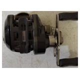 ABU Garcia Revo 5X 11 bearings, 7.1:1 gear ratio - NOT FUNCTIONING as it should; anti-reverse is out.