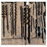 Dewalt Cordless Drill with Drill Bits