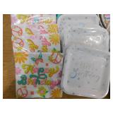 Paper Plates w/ Napkins