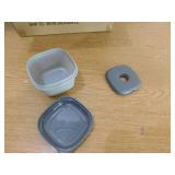 (12) Fresh and Store Food Containers w/ Built in Freezer Pack