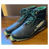 Soloman SR 401 Cross Country Skiing Boots in a Size 47