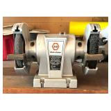 Black & Decker 5" Bench Grinder Model: 6135