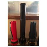 Large Lot of Assorted Flashlights