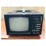 Vintage Lenoxx Deluxe 5" Portable Television