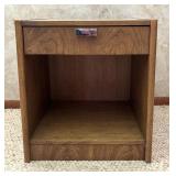 Vintage Mid Century Founders Side / Accent Table