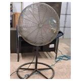 Dayton 30" 1/2-HP Pedestal Fan 3M505B