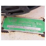 Wood Pro Briggs & Stratton Commercial 18hp Gasoline-Powered Wood Chipper 20D180 (White/Green)