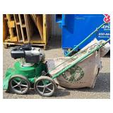 Billy Goat Briggs & Stratton Industrial Gasoline-Powered Lawn/Leaf Vacuum with Collection Bag KD501 IC (Green)